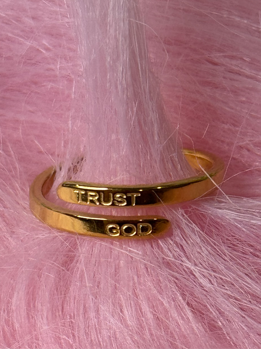 Trust God Ring set